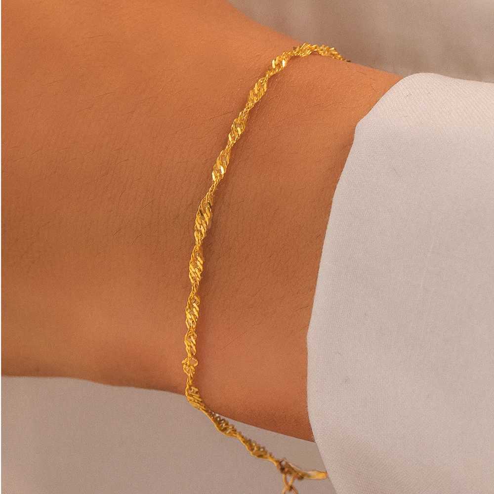 Stainless Steel Bracelets Elegance Exquisite Sense of quality twisted chain Delicate Bracelets For Women Jewelry Party Favors W250121