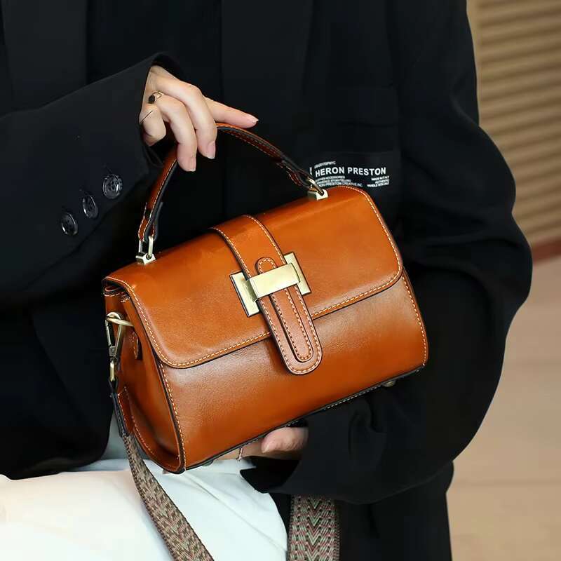 Women Cowhide Genuine Leather Bag Female Fashion Designer Handbag Ladies Small Square Bag Retro Crossbody Shoulder Bags