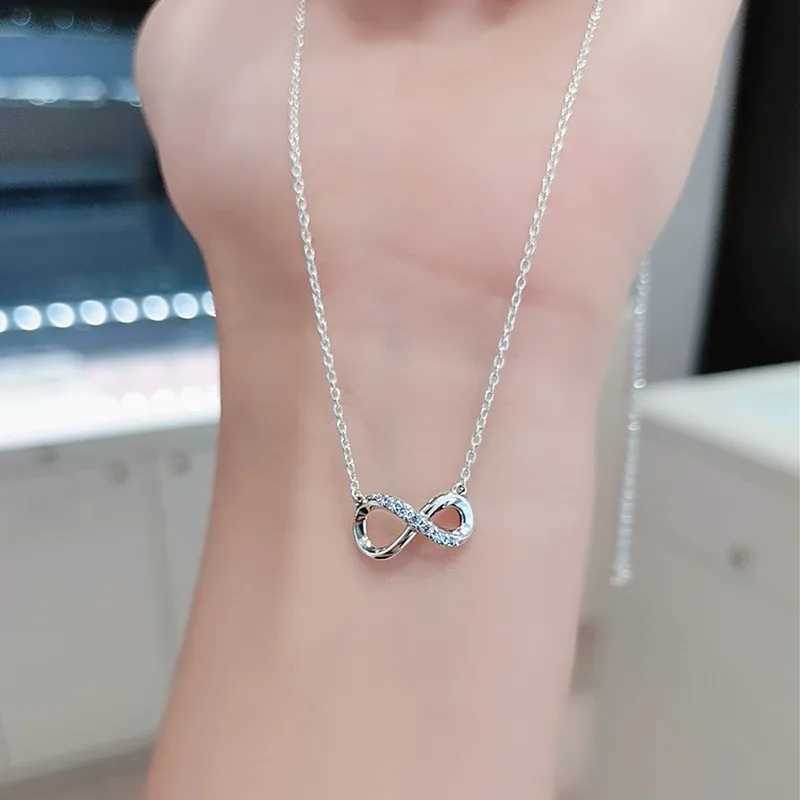2025 Top selling Womens 925 Pure Silver Luxury Classic Jewelry Full Diamond Necklace Boutique Gift Free ShippingXJ250114