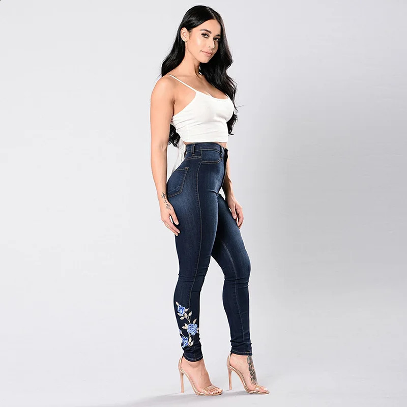 2023 Womens High Waist Embroidered Jeans Fashion Slim Stretch Denim Pencil Pants Street Trendy Trousers S3XL Drop 250121