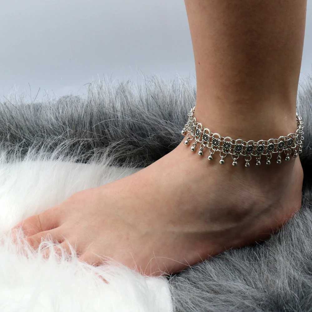 New Boho Ethnic Bells Tassel Bracelet Anklet Summer Beach Party Vintage Carved Flower Foot Chains Bohemian Jewelry AccoriesXJ250121