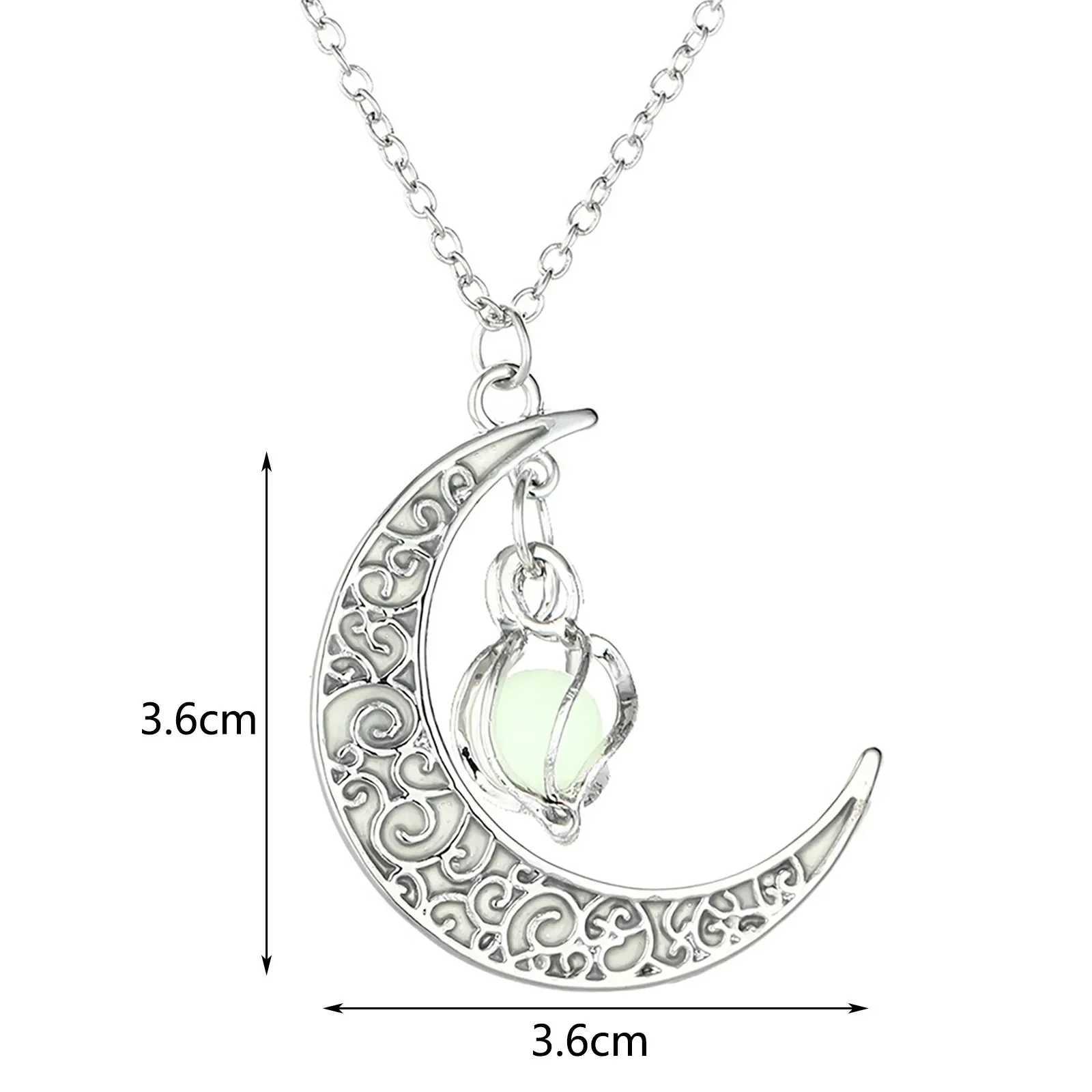 Womens Teen Girls Luminous Moon Necklace Moon Pendants Chain Choker Glow in The Dark Necklace Jewellery Gifts XJ250121
