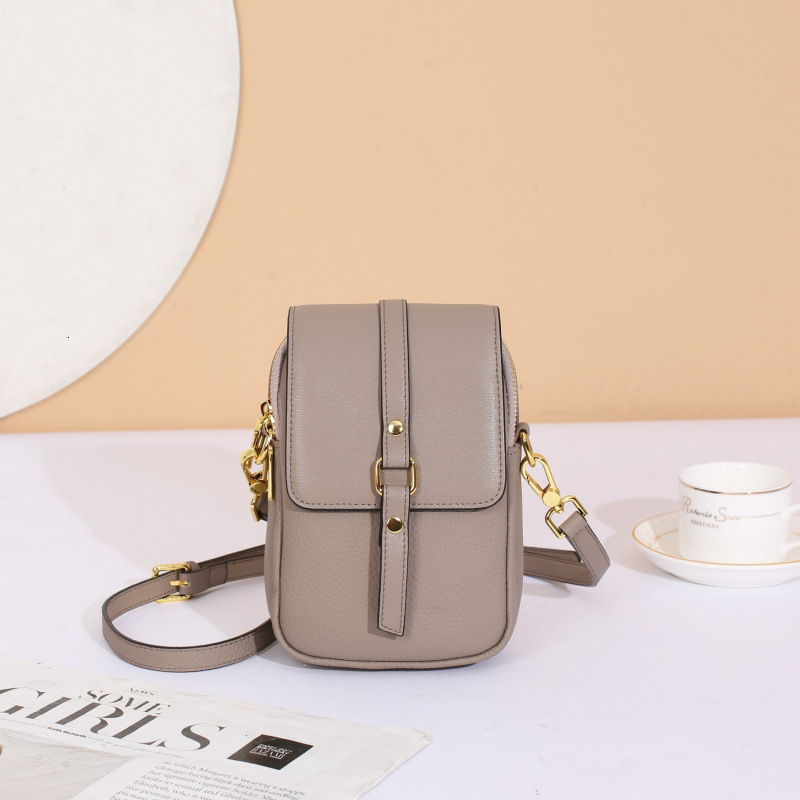 Bag Mobile Made Of Genuine 2025 Trendy Small Soft Leather Mobile Phone Women's Crossbody Bag, High-End Single Shoulder Bag