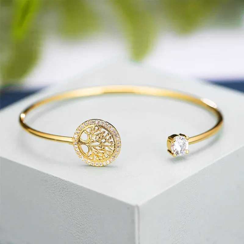 Europe and America Style Simple Delicacy Embed Zircon Tree of Life Bangle Elegance For Women Open Mouths Bracelet Paty Jewelry W250121