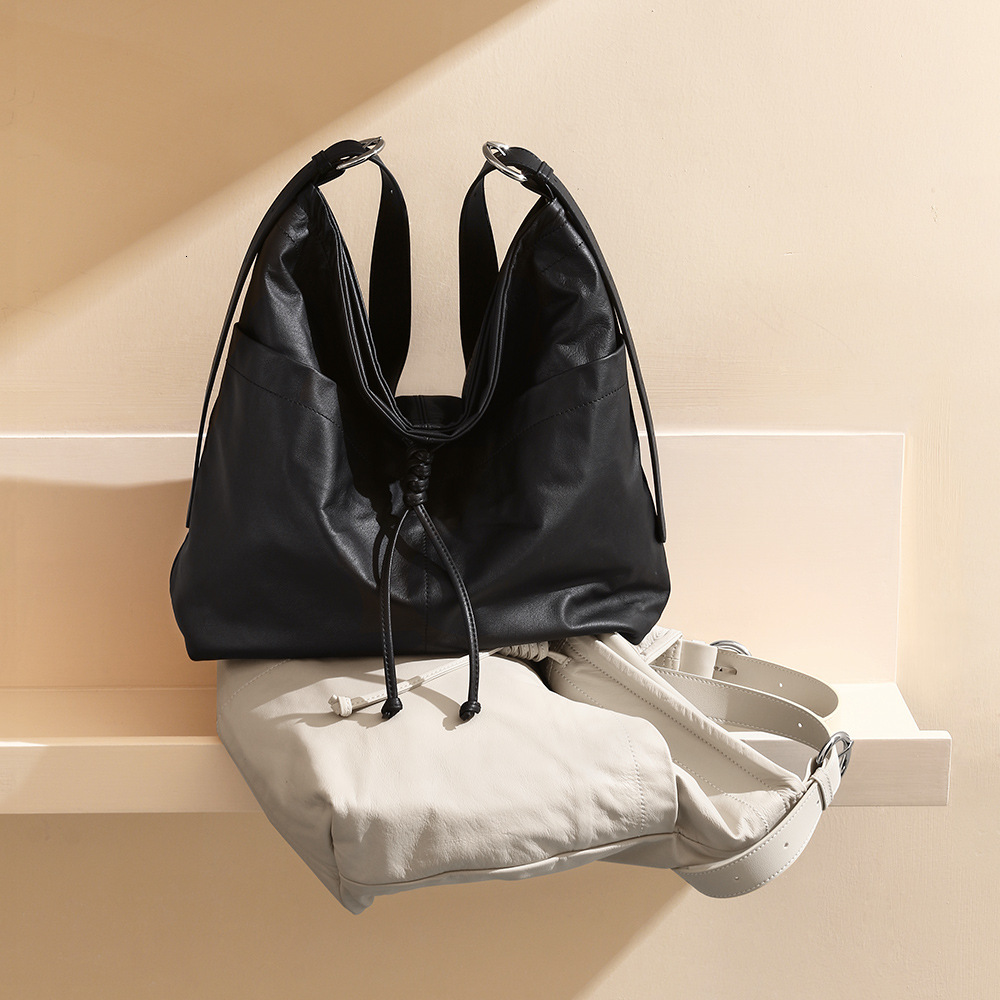 Bag 2025 New Genuine Women's Tote Head Layer Leather Underarm Bow Flow Su Large Capacity Commuter Shoulder Bag