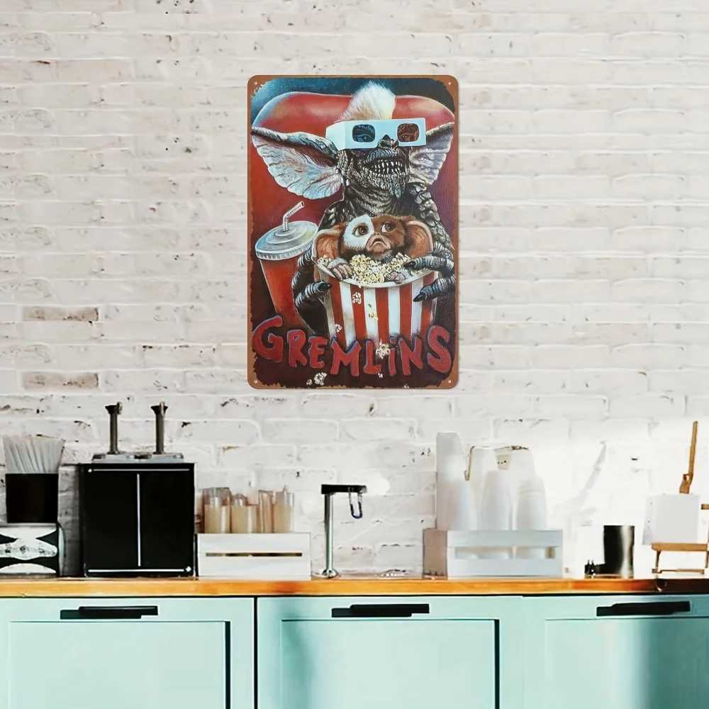 Gremlins Poster Horror Movie Poster Vintage Metal Sign Retro Tin Sign Cafe Bar Home Wall Decor Tinplate 8x12 InchXJ250116