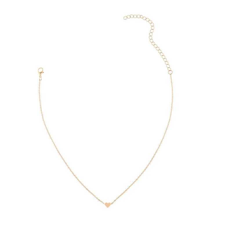 Dovzhna Fashion Tiny Heart Necklace for Women Short Chain Heart Shape Pendant Necklace Gift Bohemian Choker Necklace Gifts NewXJ250121