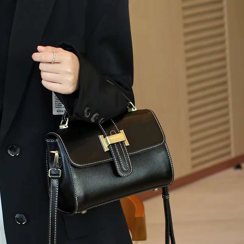 Women Cowhide Genuine Leather Bag Female Fashion Designer Handbag Ladies Small Square Bag Retro Crossbody Shoulder Bags