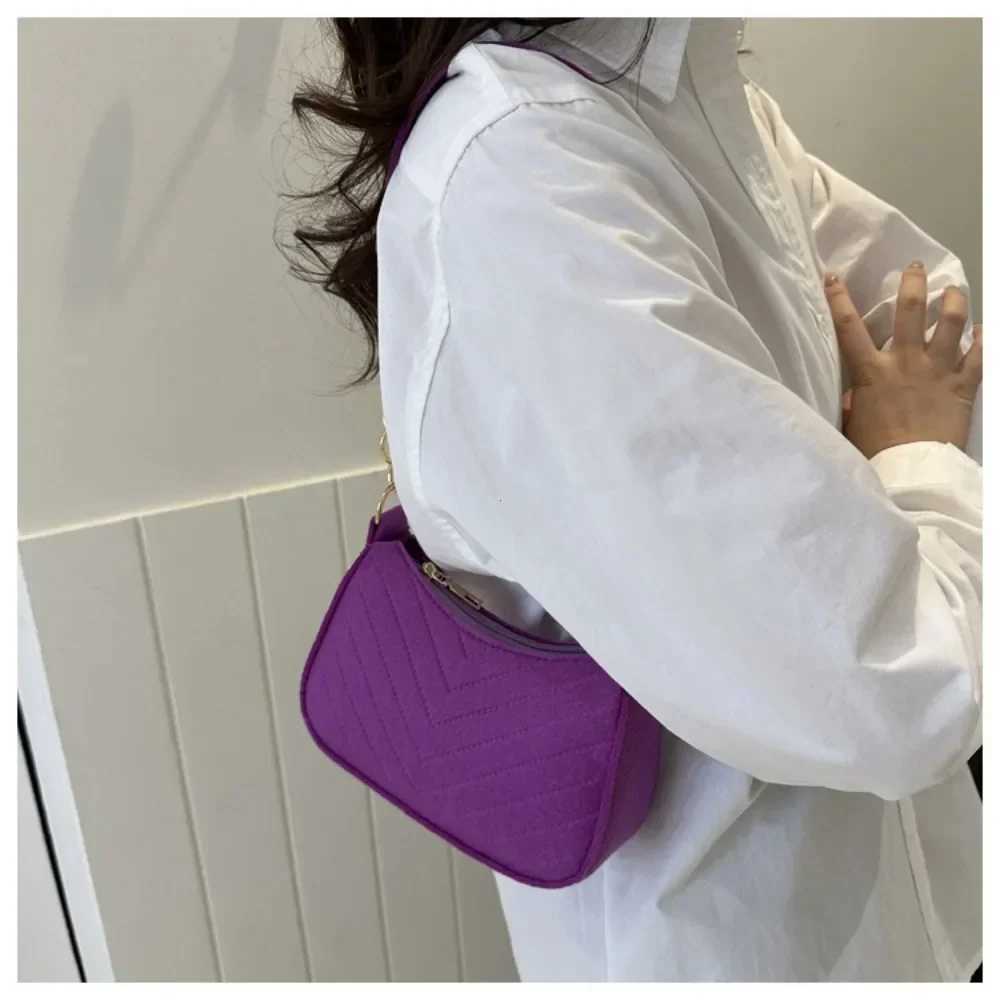 Fi Felt Womens Bag Mini Shoulder Bags for Women Design Advanced Underarm Handbags Beautiful Purses Crescent SaddleBag 2025XJ250121