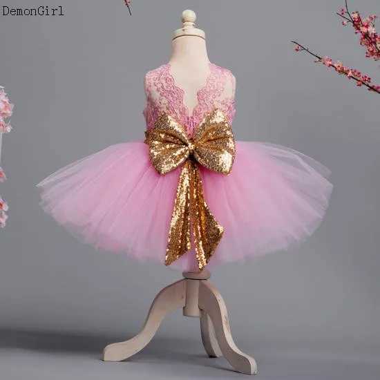 Cute baby girl princess dress girl childrens sleeveless sequin party birthday shower dress girl summer dress X250203