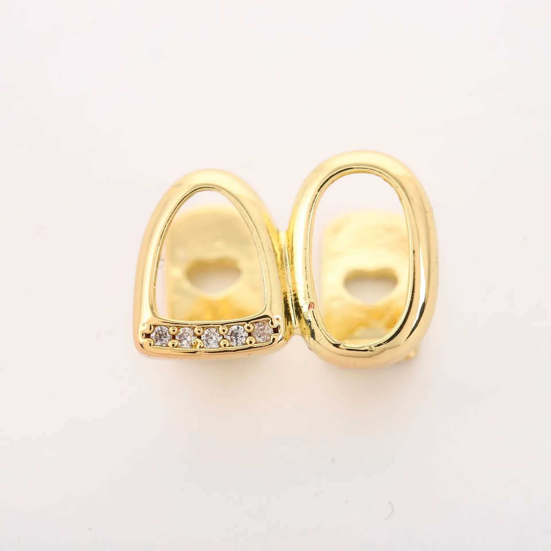 Hip Hop Teeth Grillz Men Women Iced Out Hollow Double Tooth Cap Dental Grill Punk Rapper Cap Halloween CosplayXJ250114