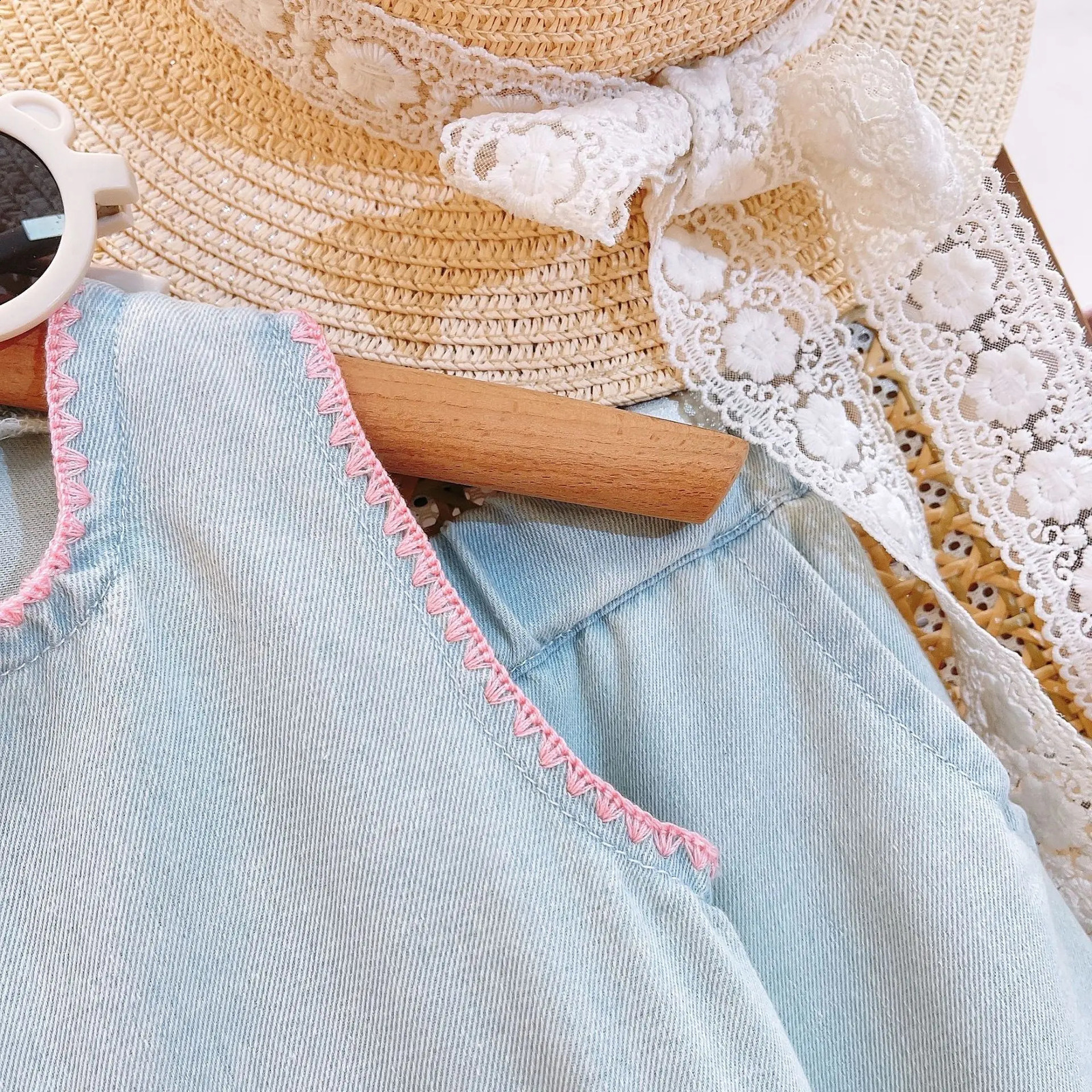 Childrens Clothing Sets Cute Lace Embroidered Denim Sleeveless Top with Wideleg Pants 2pcs Toddler Girl Clothes 250117