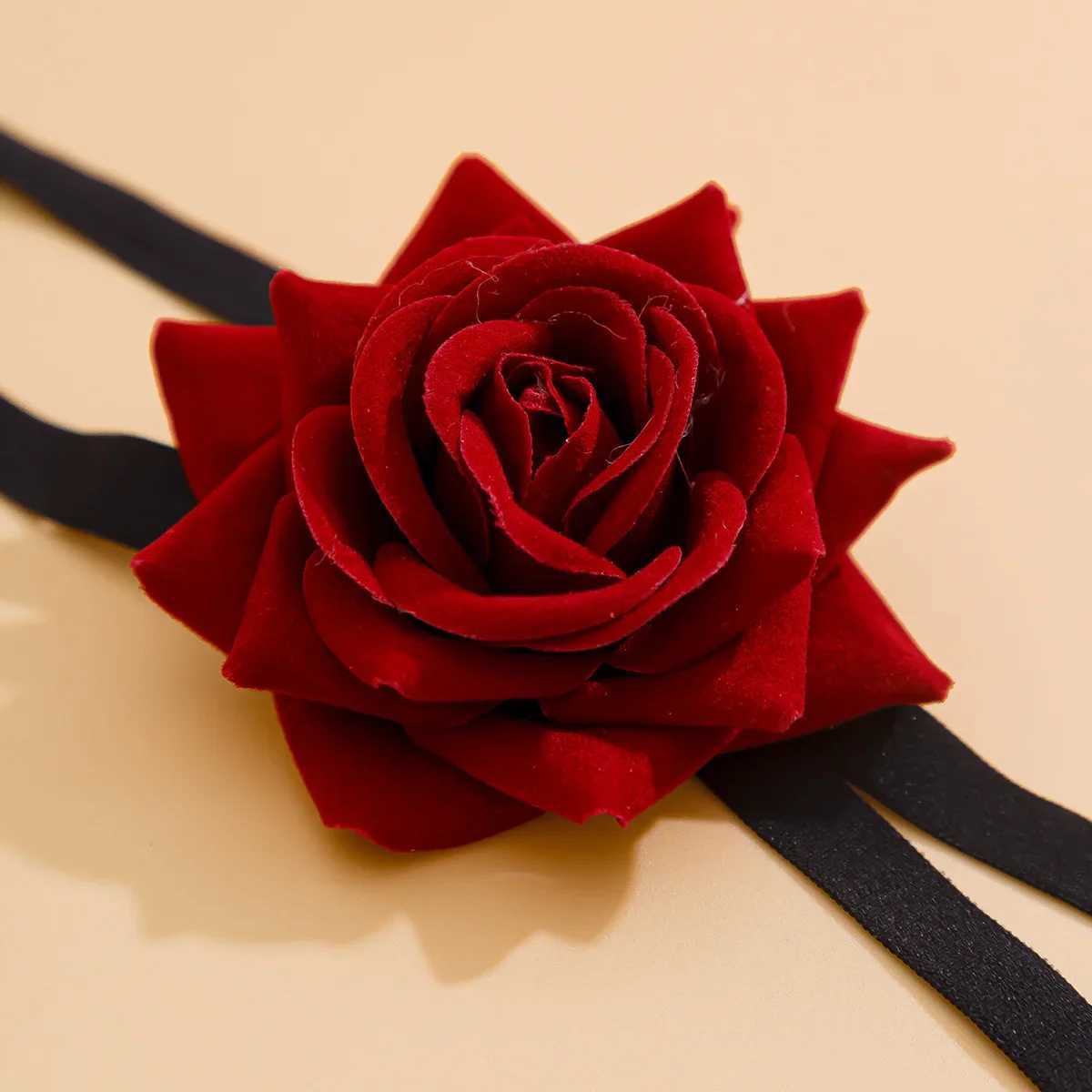 Gothic Multilayer Black Elastic Band Leg Thigh Chain Women Sexy rose butterfly Harn Cosplay Harajuku Bo Jewelry AnkletsXJ250121