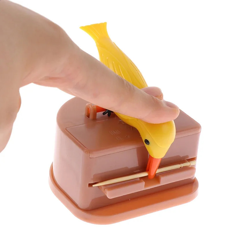 1Pc Toothpick Holder Dispenser Cute Bird Toothpick Dispenser Gag Gift Cleaning Teeth Table Decoration Toothpick Box 250115