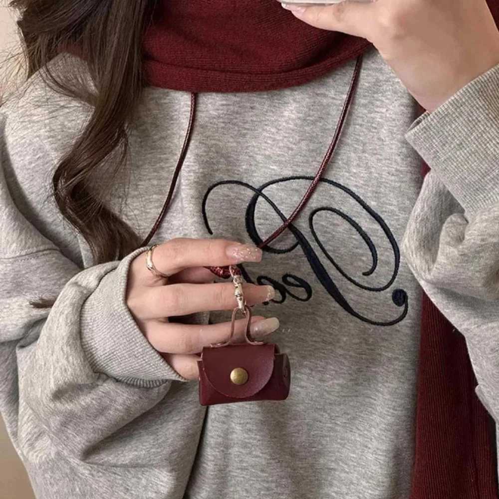Mini and Compact Leather Hanging Neck Coin Purse Necklace Gifts Pendant Long Sweater Chain Headphone Bag WomenXJ250121