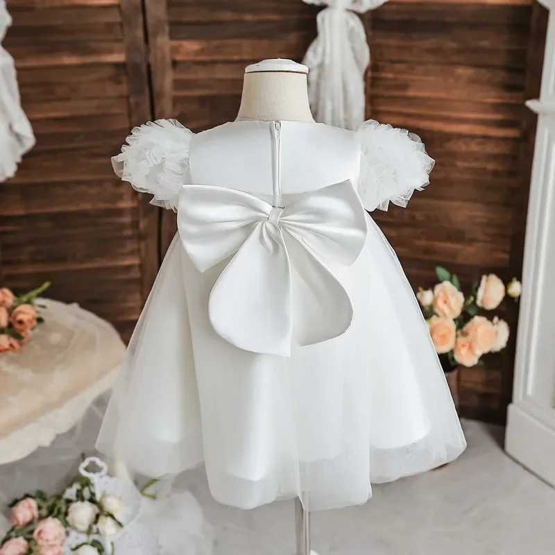 Baby girl Christmas dress 1-year birthday dress lace and satin bow white baptismal dress X250203