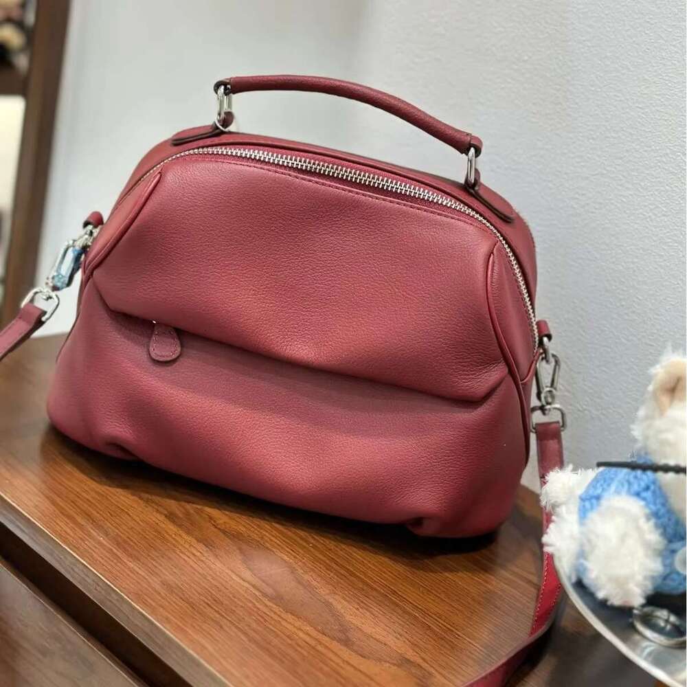 High Quality Natural Cowhide Women's Handbag Ladies' Fashion Shoulder Crossbody Practical Soft Leather Shell Bag