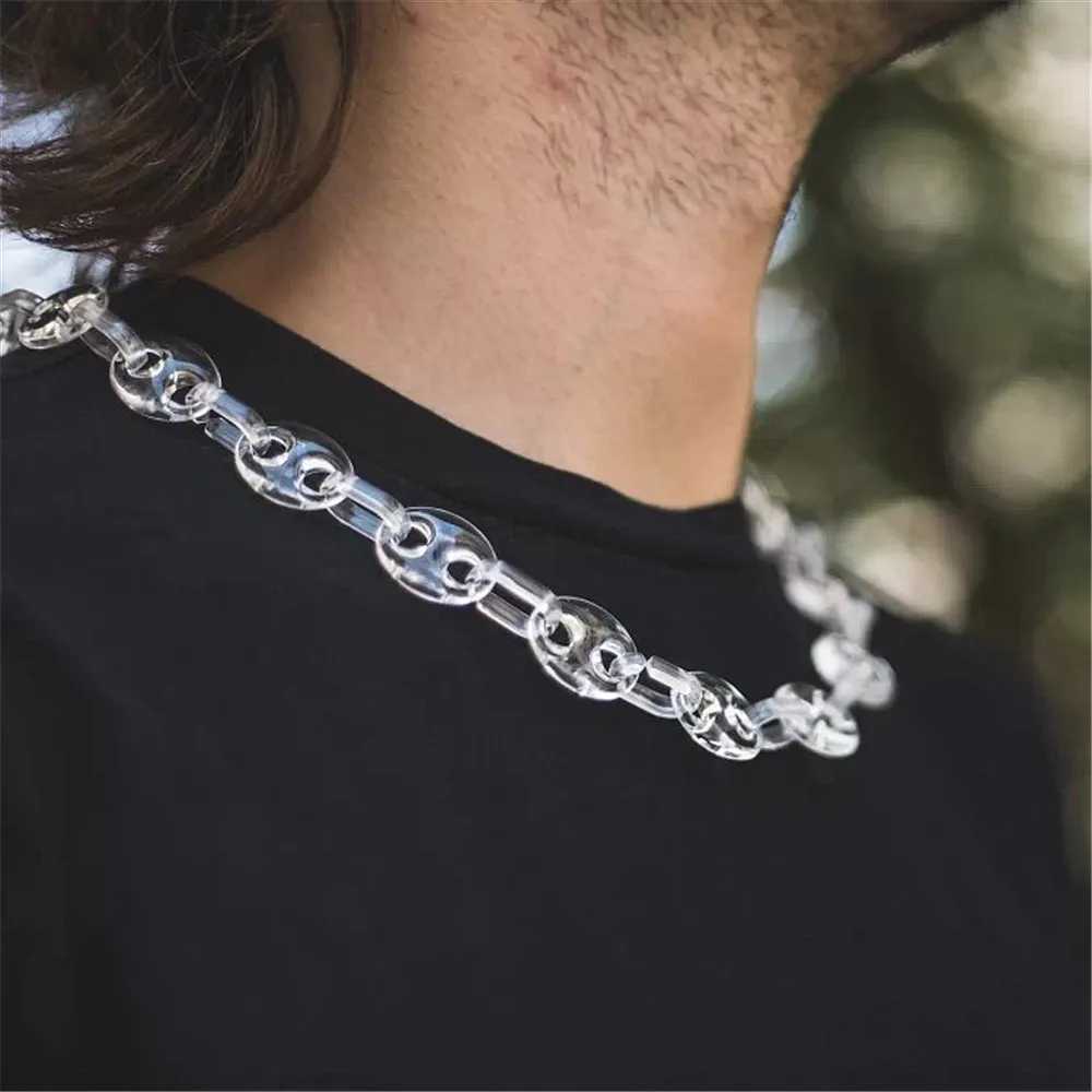 FishSheep Transparent Acrylic Coffee Bean Chain Necklace For Men Women Punk Iridescent Color Pig Nose Pendants Necklaces 2022XJ250121