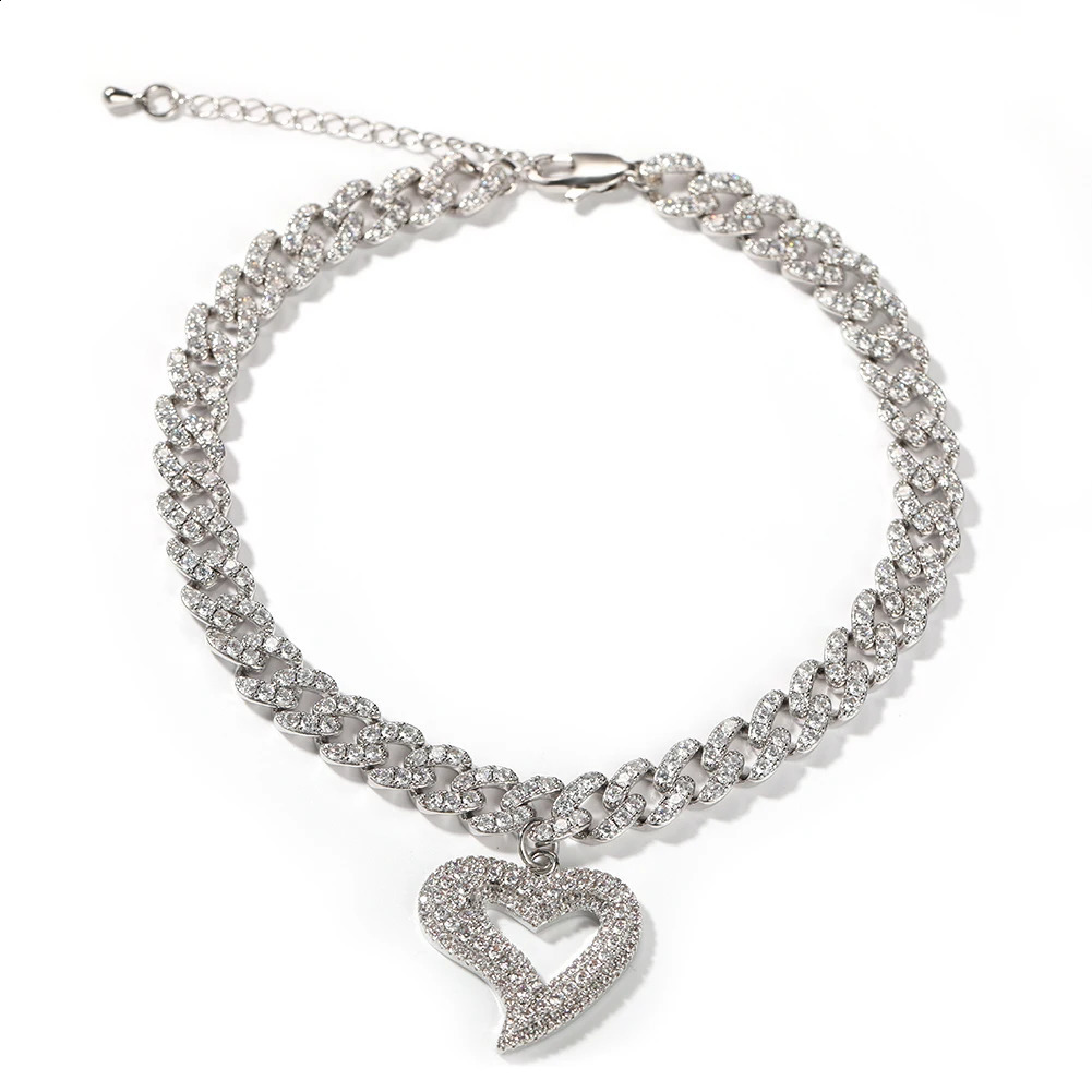 Blingking CZ Zircon Female Adjusted Ankle Ice Out Hollow Heart Charm 9mm Chain Summer Beach Accessories Cute Jewelry 250110