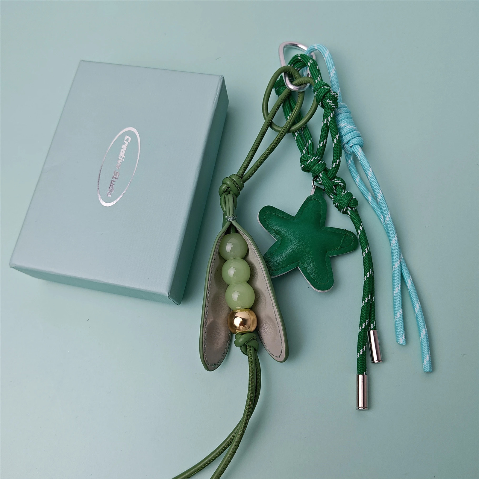 2025 Green Pea Pod Bag Pendant Fashion Classics Handmade Ornament Braided Rope Key Accessories Gift Set Box250114