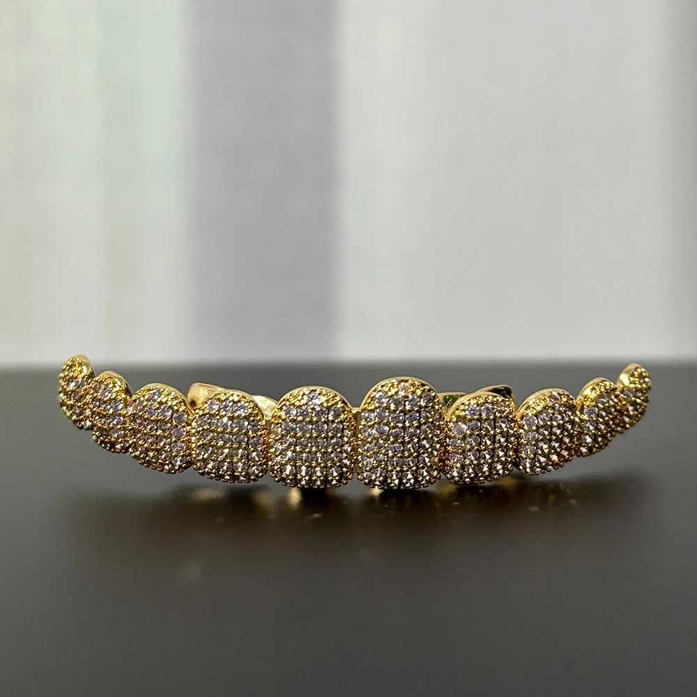 RACHELZ Punk Full Iced Out CZ Stone Tooth Caps For Women Men Top Bottom Hip Hop Cubic Zircon Teeth Grillz Braces Jewelry GiftXJ250114