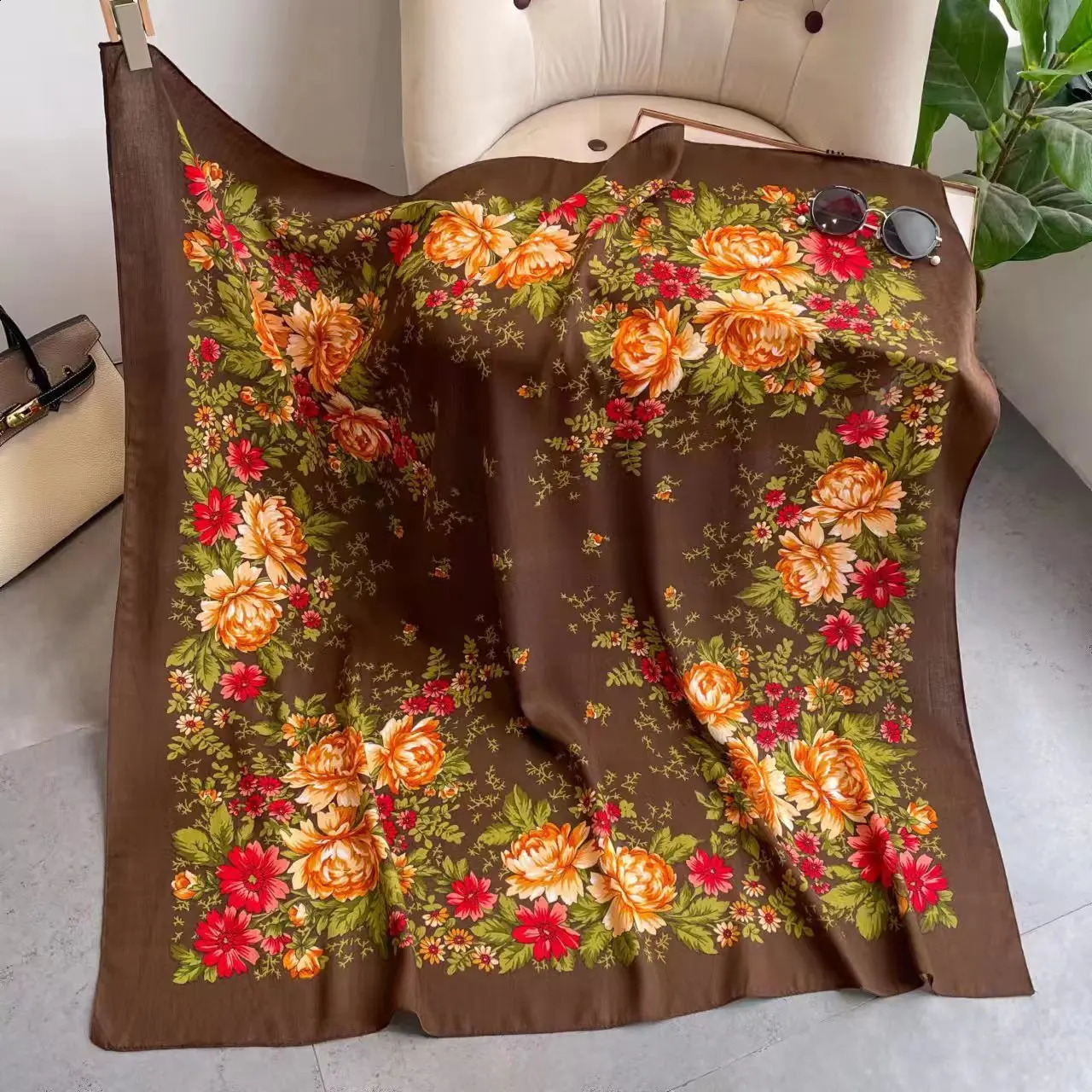 110*110cm Russian Square Scarf Women Floral Print Bandana Shawl Retro Ukrainian Spanish Shawls Ethnic Handkerchief Wraps 250120