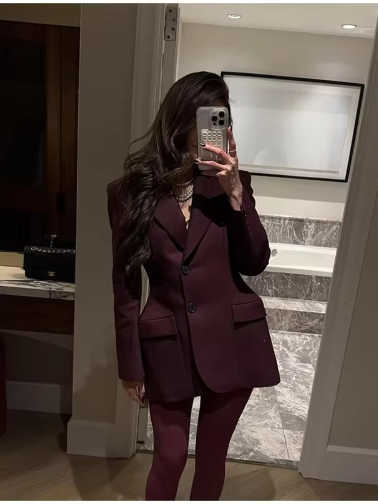 Woman Elegant Slim Fit Lapel Pocket Suit Fashion Solid Color Single Breasted Long Sleeved Jacket 2025 Chic Ladies Outwear