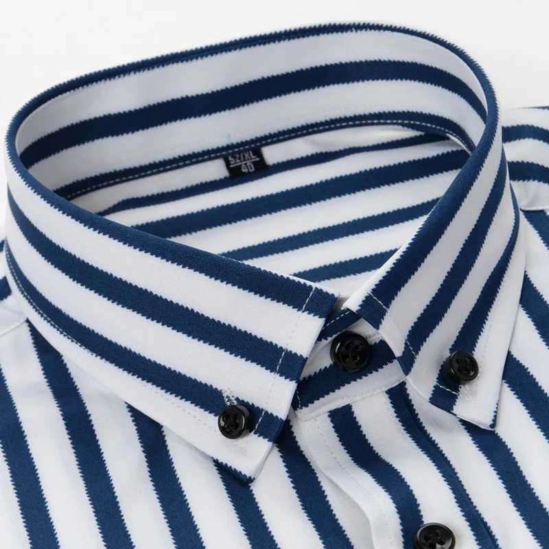 2023 Regular Fit Short Sleeve Strech Striped Shirts for Men Summer Soft Business Mens Dress Shirt CasualXJ250121