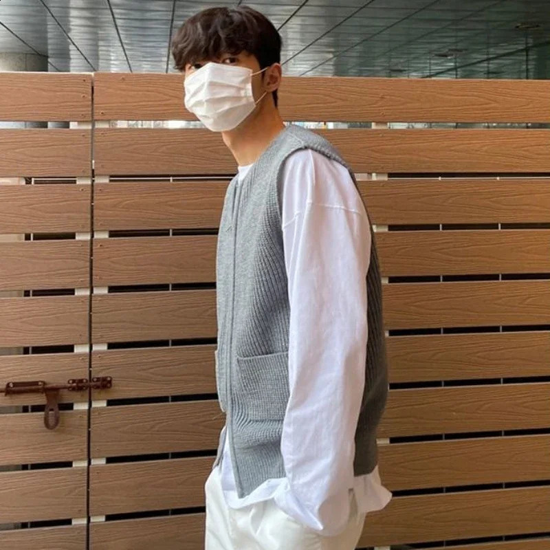 Knit Sweater Male with Pockets Vest Zipper Sleeveless Zip-up Mens Clothing Waistcoat Jacket Coat Jumpers 90s Vintage Street X A 250108