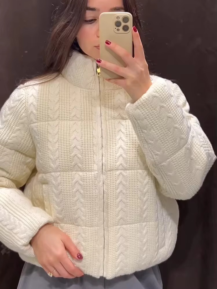 Pb&Za Women's 2024 Autumn/Winter New Knitted Stand Up Collar Zipper Long Sleeve Short Down Cotton Jacket