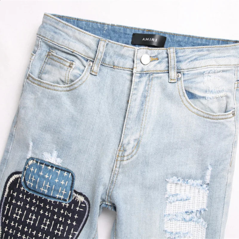 2025 Year Foreign Trade Style Youth Blue with Holes Patch Elastic High Street Mid Waist Feet Mens Jeans3848 250120