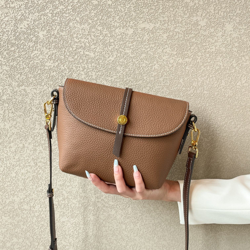 Bag 2025 New Summer Genuine Leather Single Shoulder Crossbody Small Bag, High-End Texture Backpack, Niche Shell Bucket Women's Bag