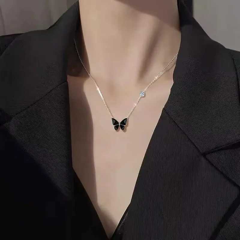 Black Butterfly Pendant Necklace for Women Personality Light Luxury Clavicle Chain Fashion Collar Chain Jewellery XJ250121