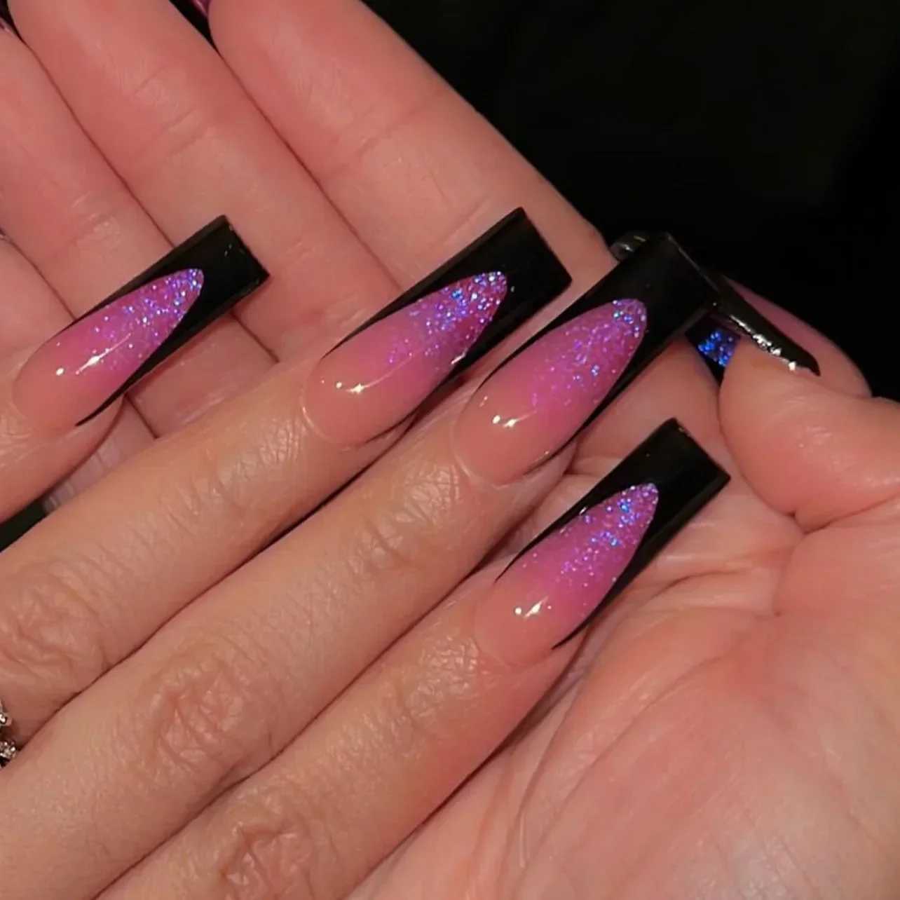 24Pcs Shimmery On Coffin False Nails with Glue Ballerina Nail Design Sweet Fashion French Press on Acrylic Nails Manicure TipsW250120