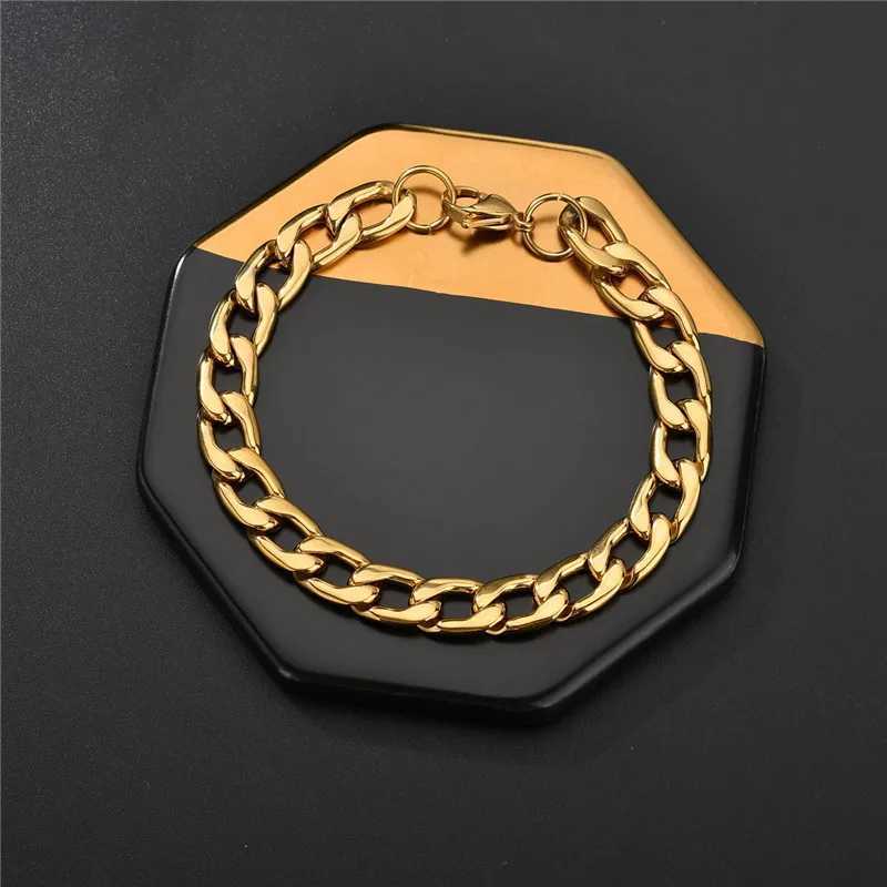 ZORCVENS Stainless Steel Couple Men/Woman Bracelets Fashion Curb Cuban Link Chains On Hand Rock Bracelet Wrist Jewelry Gifts W250121