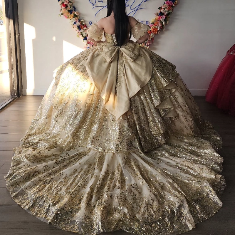 Champagne Quinceanera Dresses Ball Gown Off The Shoulder Sequin Applique Lace Beads Tull Party Birthday Sweet 16 Dress Vestidos 15 de anos