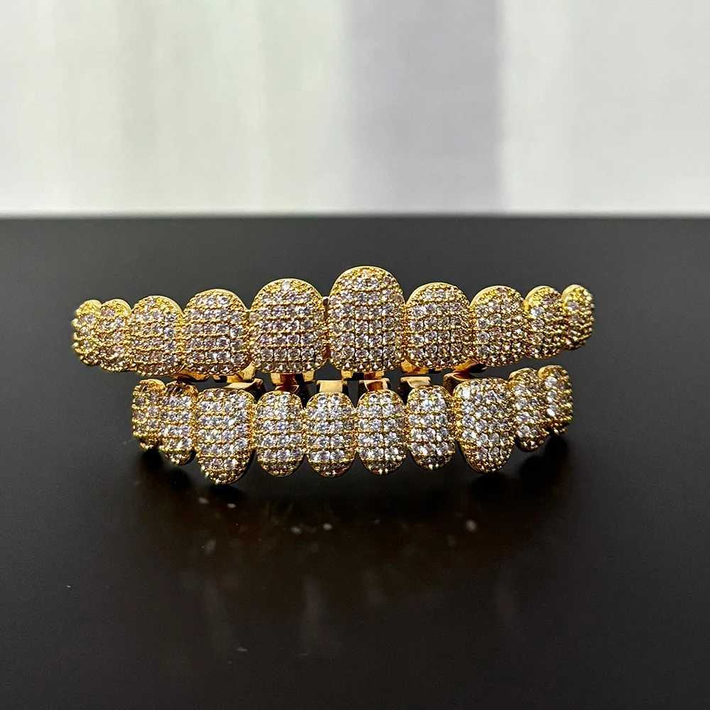 RACHELZ Punk Full Iced Out CZ Stone Tooth Caps For Women Men Top Bottom Hip Hop Cubic Zircon Teeth Grillz Braces Jewelry GiftXJ250114