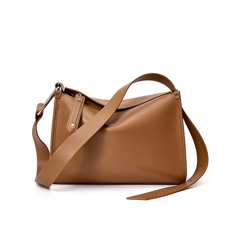 Bag Cowhide 2025 New Crossbody Leather Niche High-End Feeling Women's One Shoulder 2025 Pillow Bag