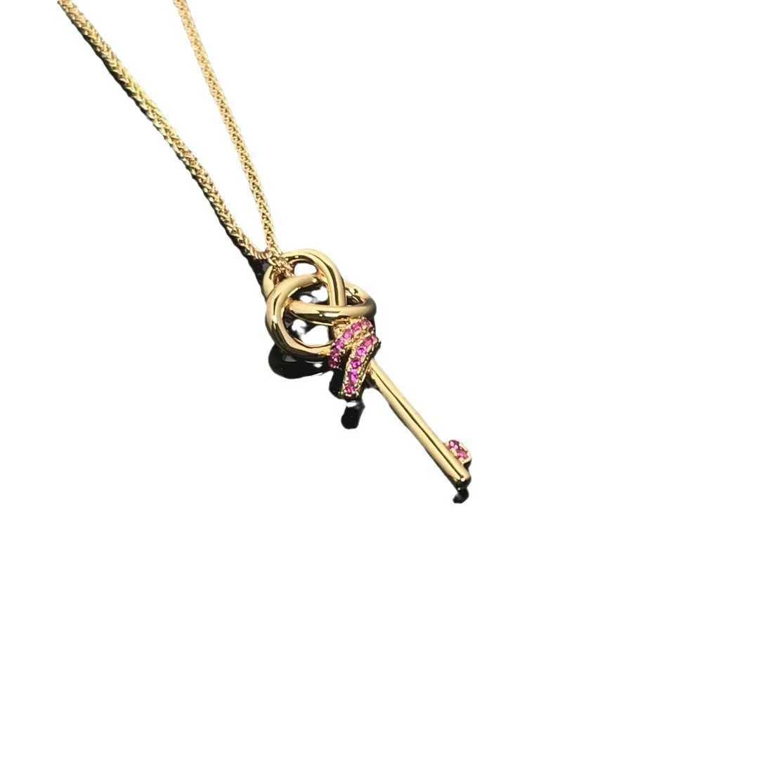 Female French Diamond Set Rose Gold Rope Knot Key Necklace 2024 New European and American Classic Retro Trend 925 Pure SilverXJ250114