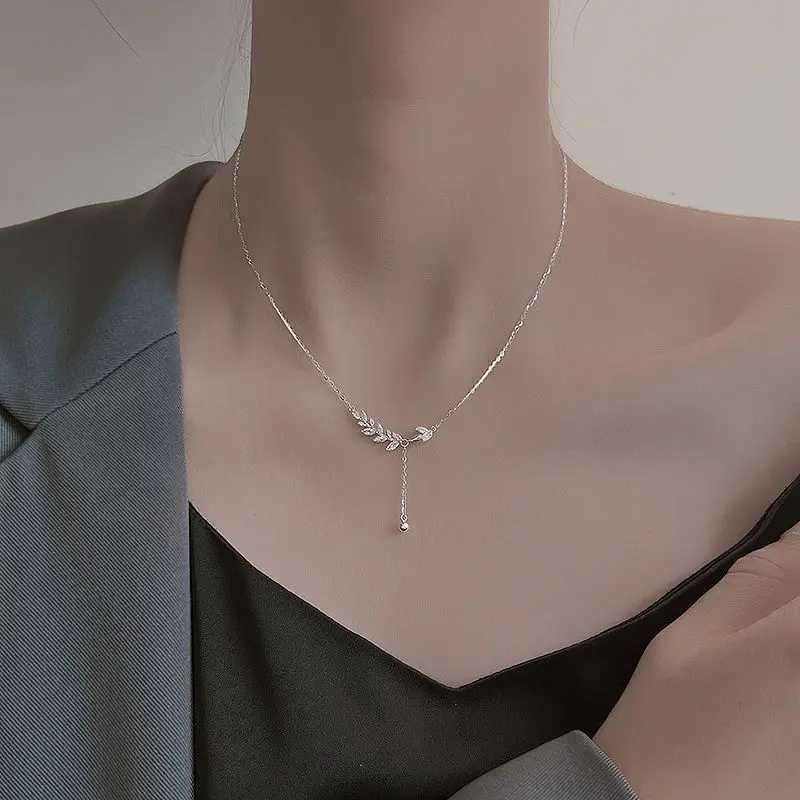 925 Sterling Silver Tree Branch Necklace Simple Charm Zirconia Botanical Pendant Choker Birtay Party Gift Ladies Fine JewelryXJ250114