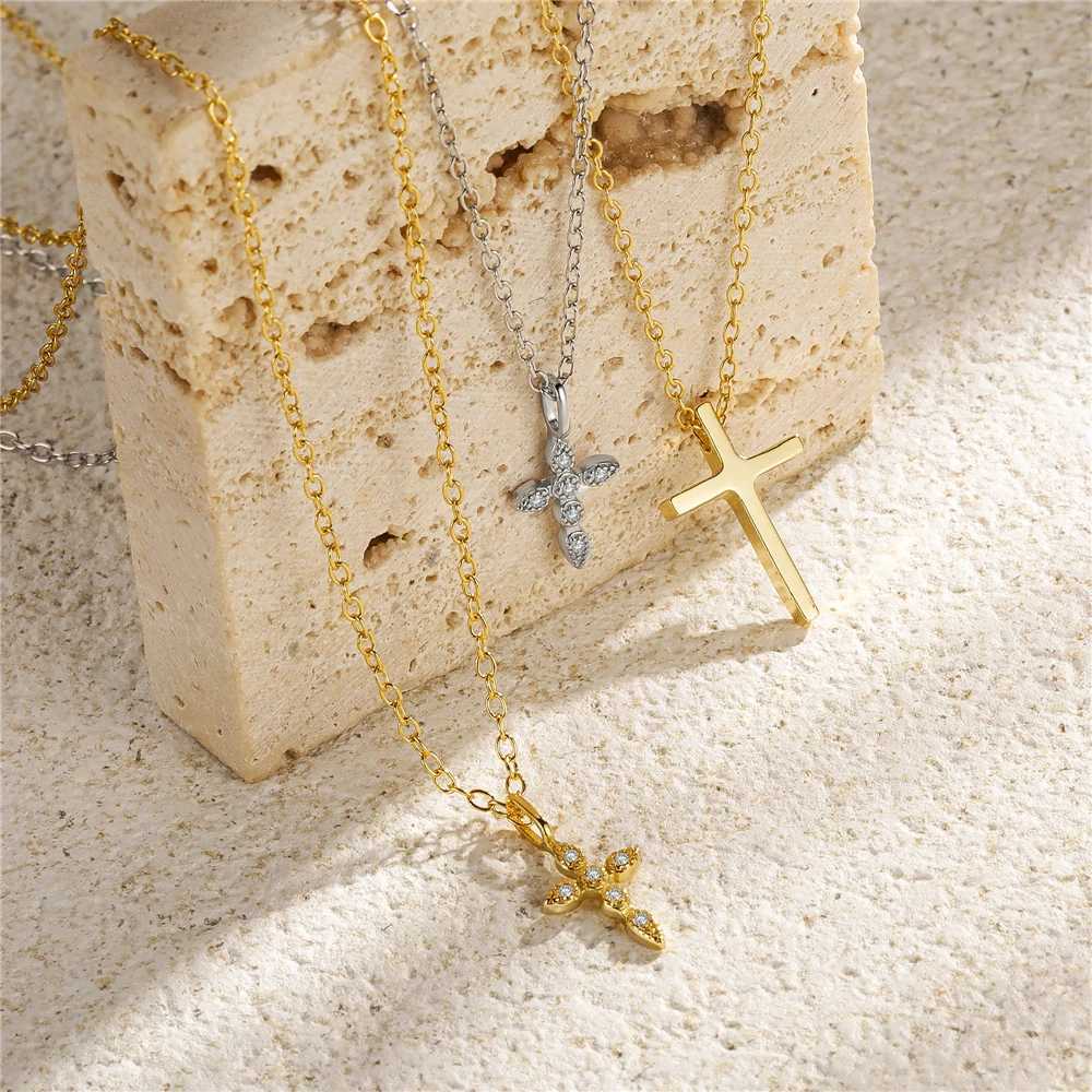 Aide 925 Sterling Silver Necklaces Charms for Women Crystal Cross Clavicle Collar Chain Simple Choker Necklace Accories GiftXJ250114