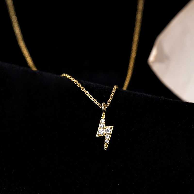 Petite 925 Sterling Silver Geometric Necklace Cute Flash Diamond Pendant Accories Female Clavicle Chain Fashion Jewelry GiftXJ250114