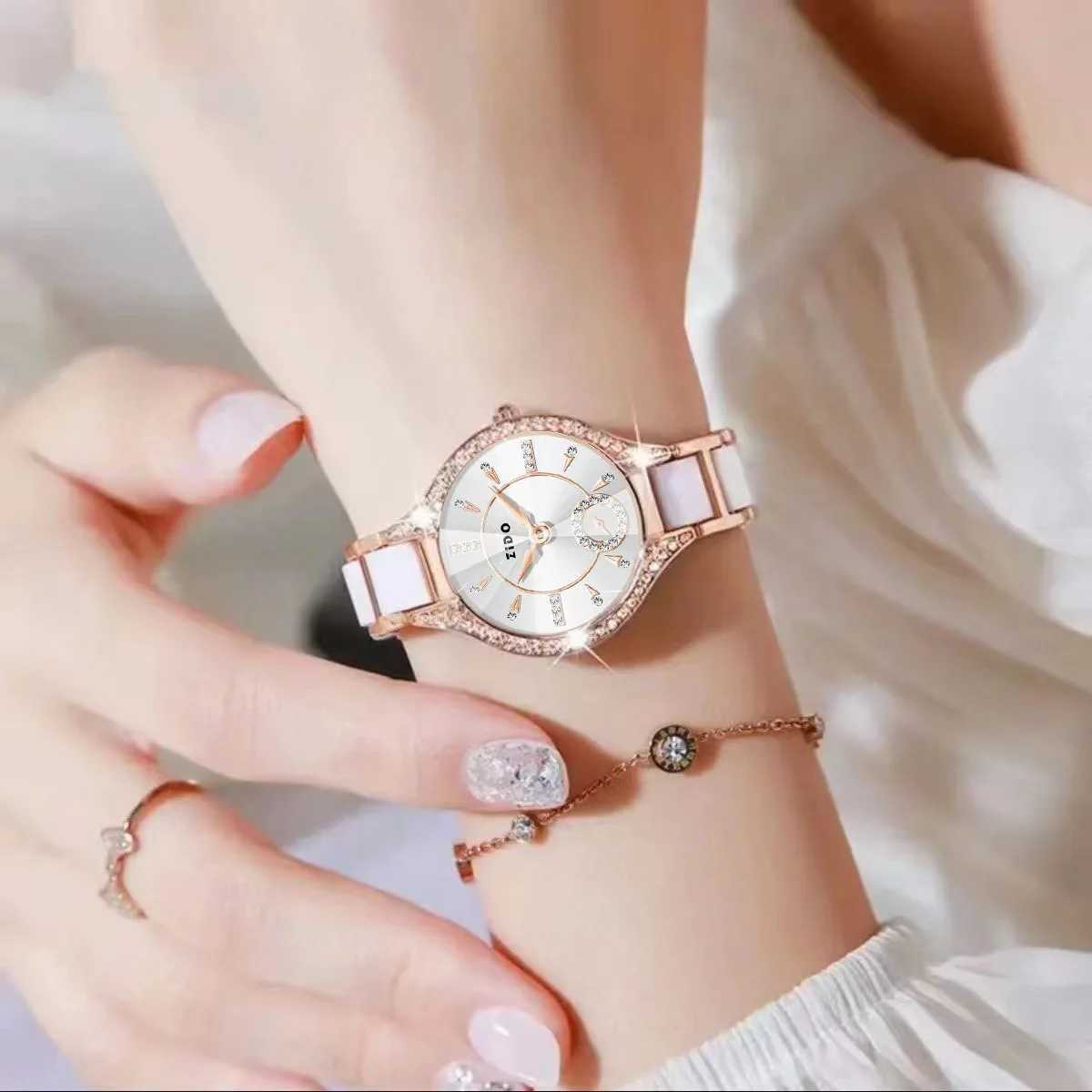 Warm brand retro light luxury waterproof diamond inlaid high-quality stainless steel Fem fashion watch Watchees X250203
