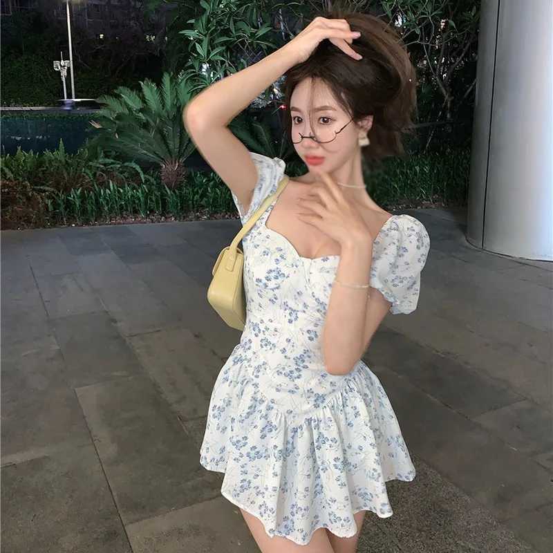 Womens Floral Dress French Style Ruffled Puff Sve Square Neck High Waist Casual Summer Short Chiffon DressXJ250115