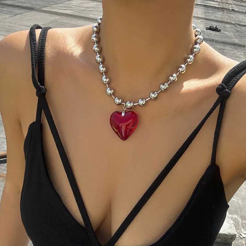 Y2k Love Heart Necklace for Women Fashion Hip Hop Red Hearts Pendants Necklaces Metal Beads Chain Girls Rave Gift Gothic JewelryXJ250121
