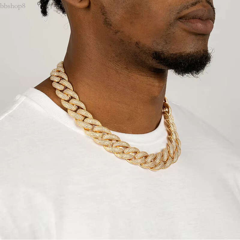 Luster Hip Hop Iced Out 20mm Wide VVS Round Box Clasp Choker Sier Moissanite Cuban k Chain for Rapper Men