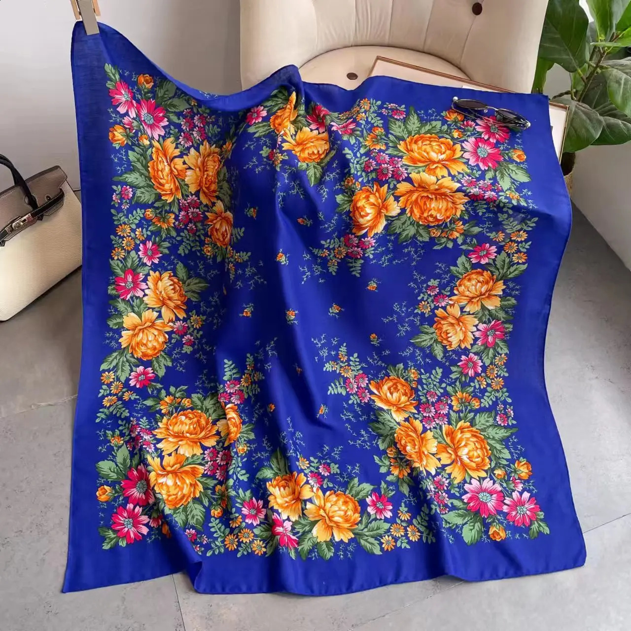 110*110cm Russian Square Scarf Women Floral Print Bandana Shawl Retro Ukrainian Spanish Shawls Ethnic Handkerchief Wraps 250120