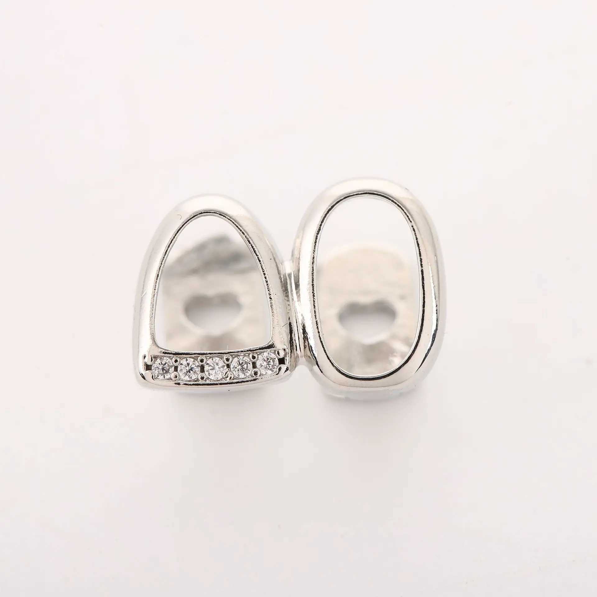 Hip Hop Teeth Grillz Men Women Iced Out Hollow Double Tooth Cap Dental Grill Punk Rapper Cap Halloween CosplayXJ250114
