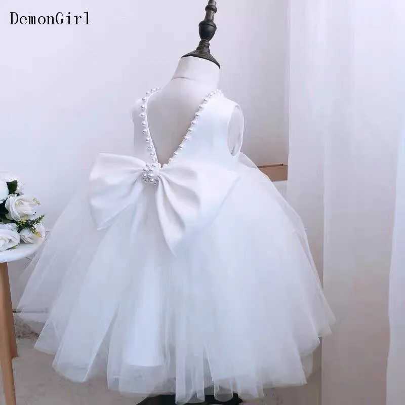 White Tulle Pearls Baby Girls Dress Kids Clothes Bow Birthday Party Gown Girls Baptism Princess Christening Evening Clothes X250203