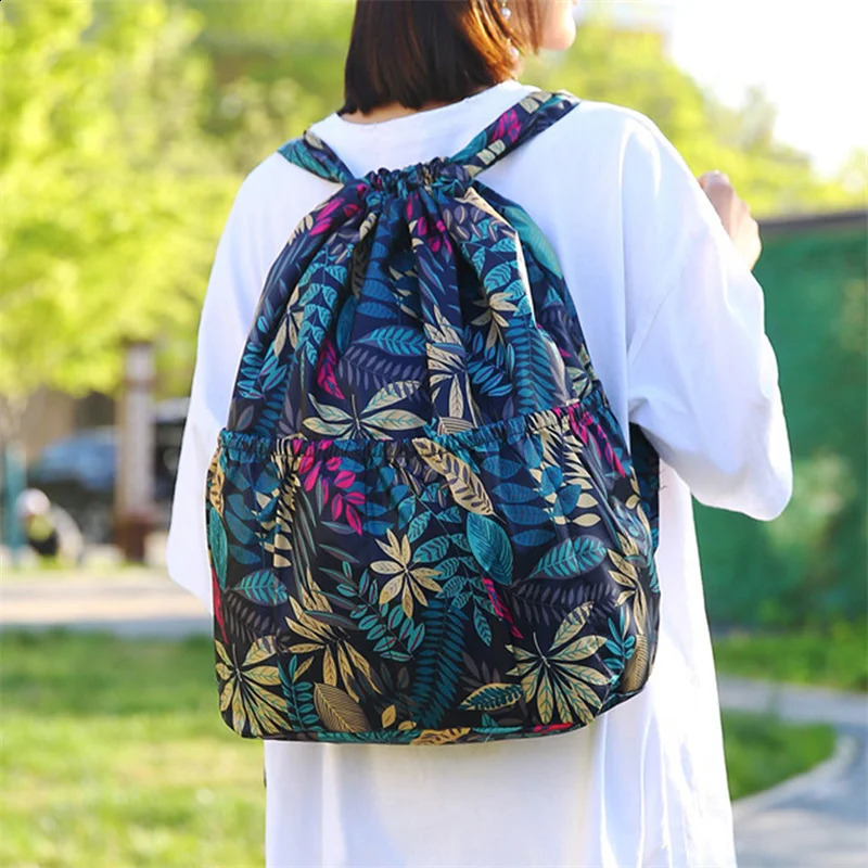 Women Backpack Sports Cloth Bunch Pocket Drawstring Rucksack Womens Folding Portable Shopping Bag Outdoor Travel Packs 250121